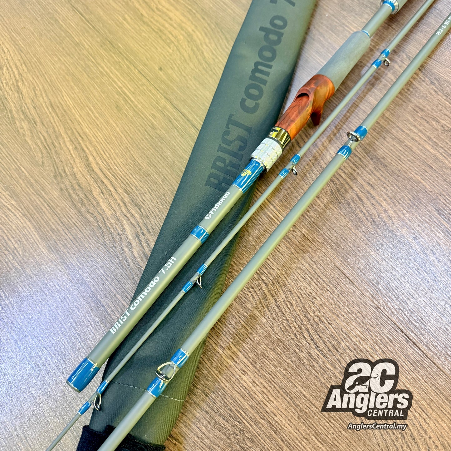 Brist Comodo 7.5H (USED, like new) with rod bag