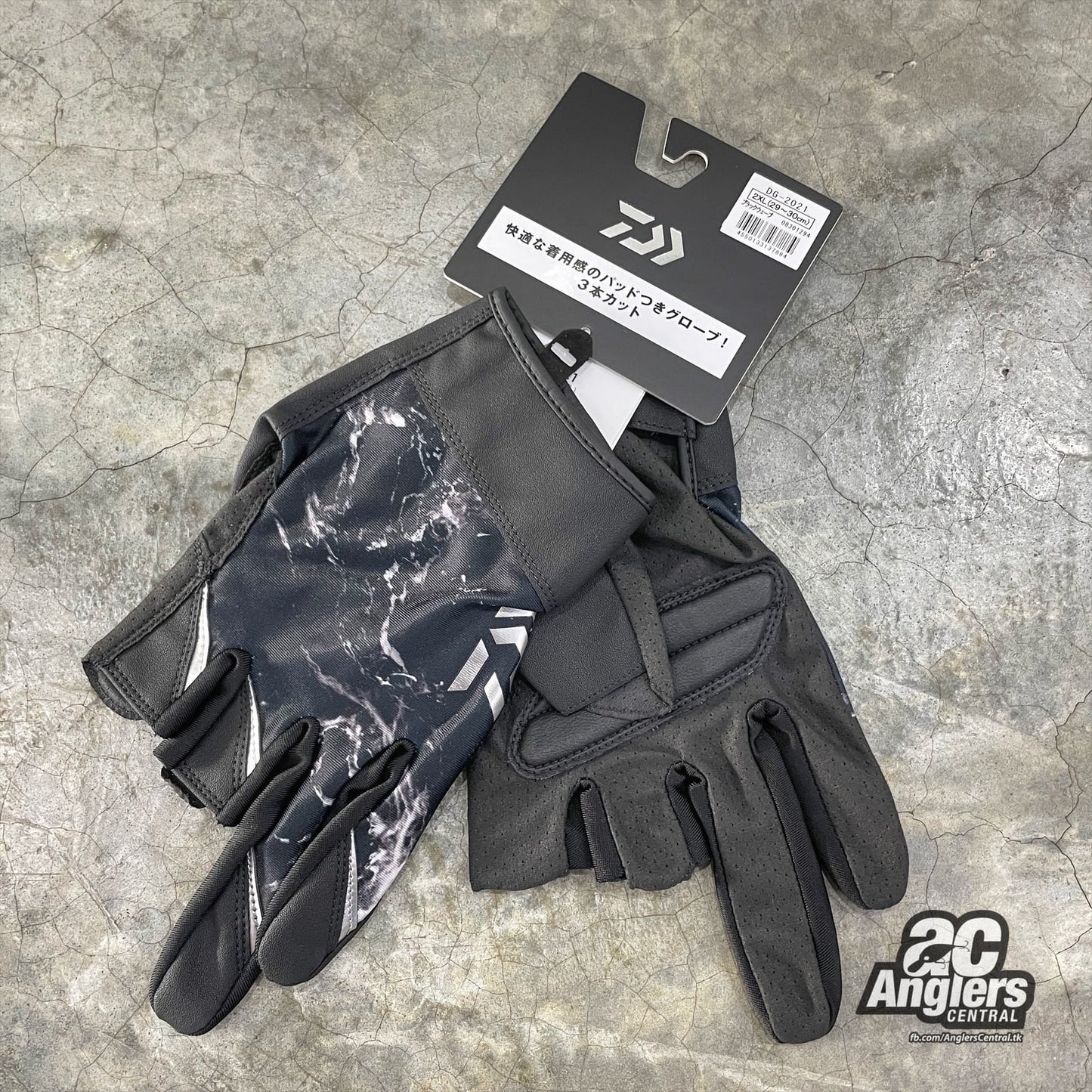 DG-2021 3 cut padded quick dry gloves