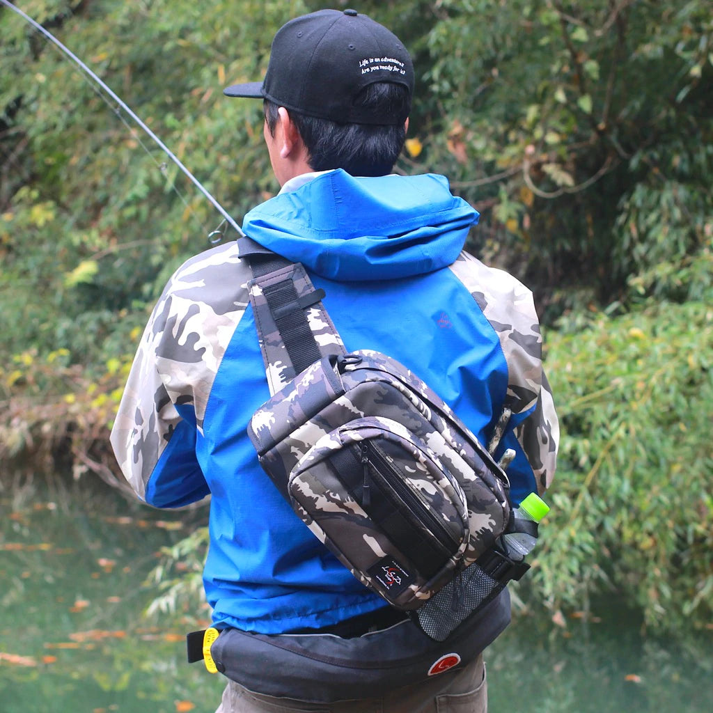 Hip Bag Medium Shot Neo