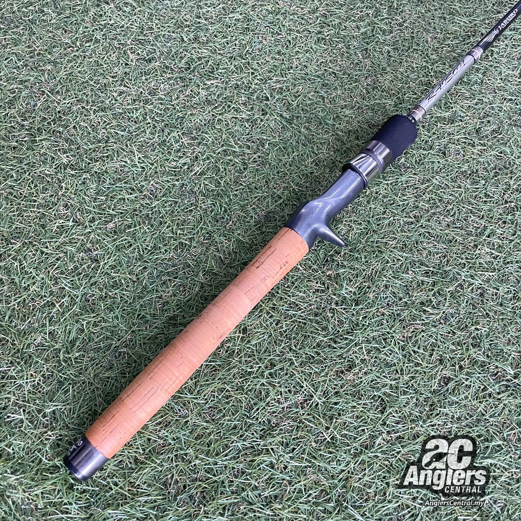 Raison Jaburo RJB-67MMM 5-14lb (UNUSED, cork sealed) with rod sleeve/bag