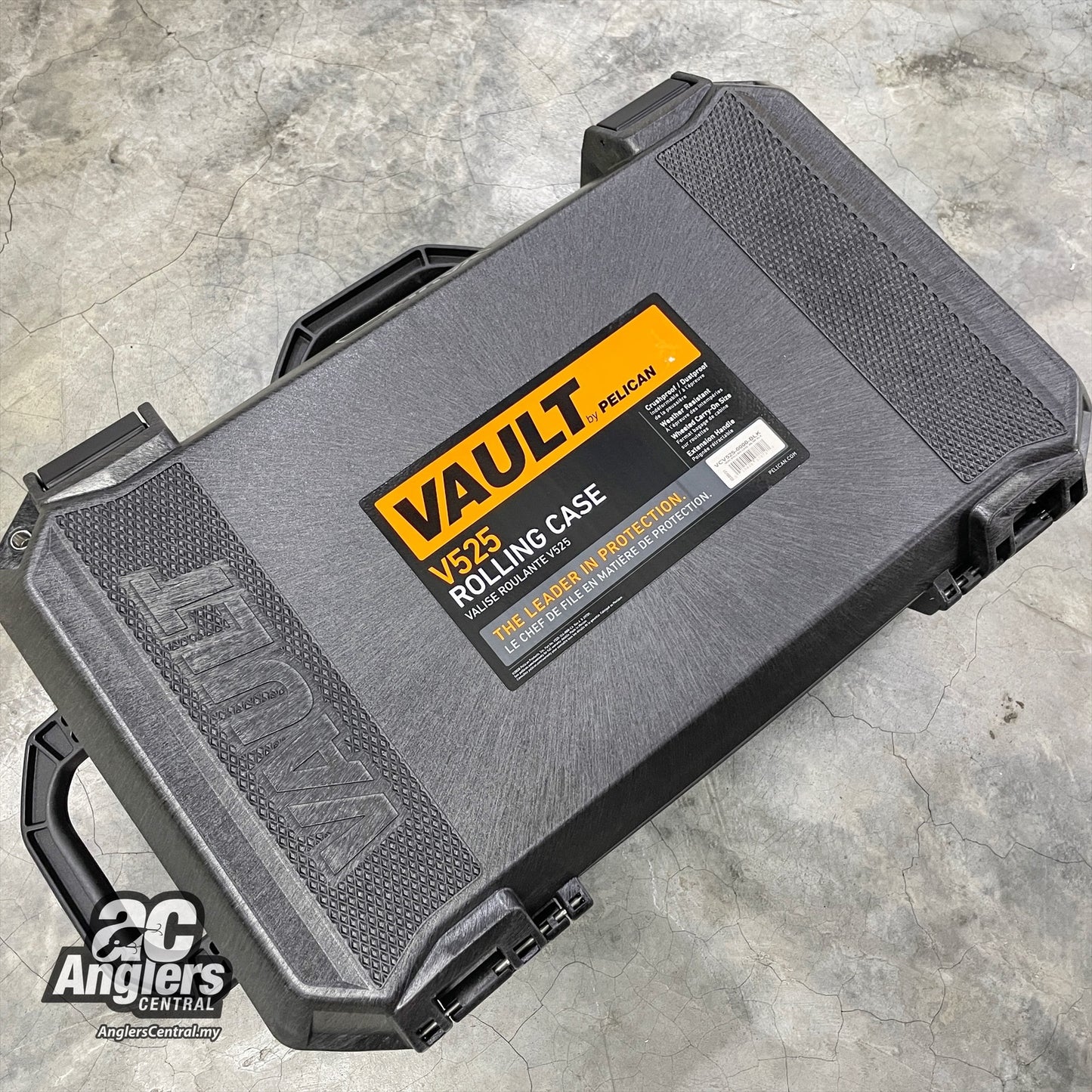 V525 Vault Rolling Case