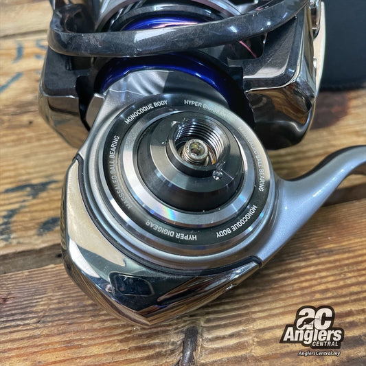 17 Saltiga BJ4000SH (USED, 9.5/10)