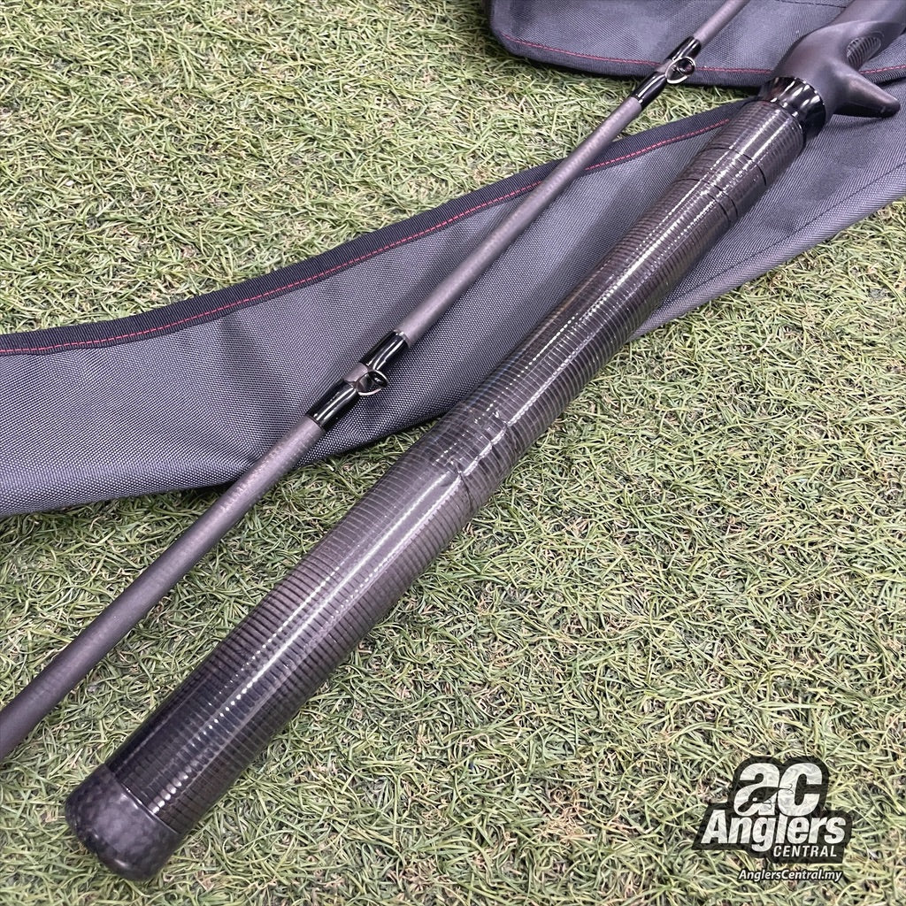 FTB610XH (USED, 9/10) with rod sleeve/bag