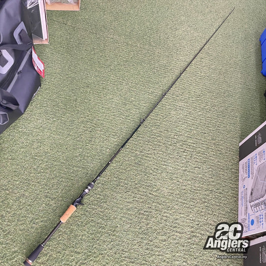 Volkey VKC-69MH 12-20lb (USED, 9/10) no rod sleeve/bag