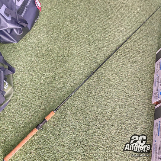 Karisma Stick KC-66H 12-25lb (USED, 9/10) no rod bag/sleeve