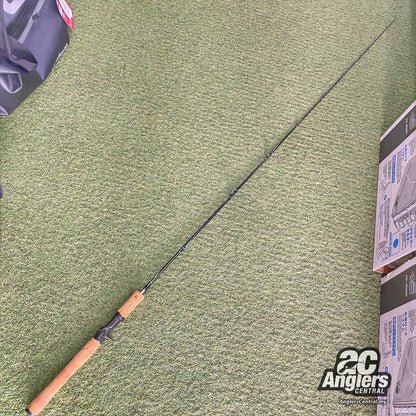 Karisma Stick KC-60ML 8-14lb (USED, 9/10) with rod sleeve/bag