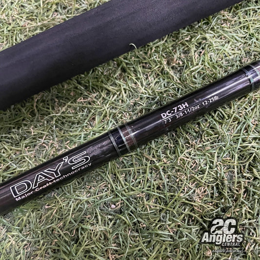 Day's DC-73H (USED, 9/10) no sleeve/bag