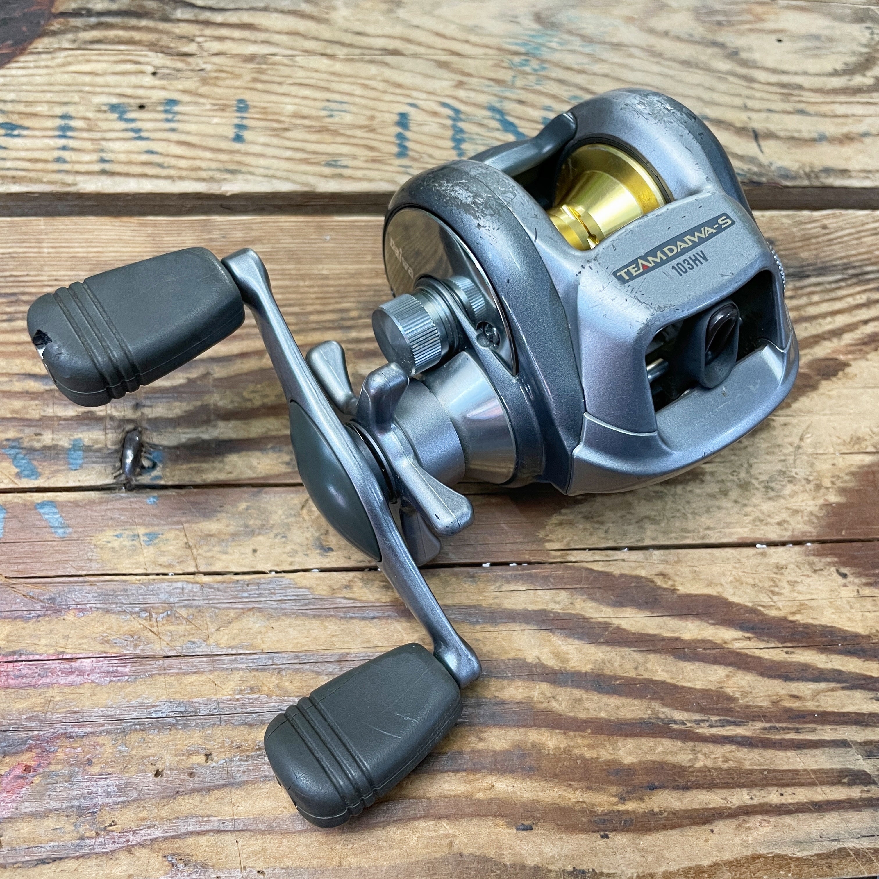 Daiwa 凌牙103 Daiwa 凌牙103 【】ダイワ 紅牙ics 103の通販